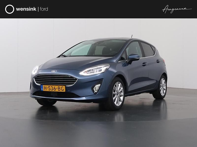 Blauw Gebruikt 2019 Ford Fiesta Titanium Hatchback | € 15.830 (Eerlijke prijs) - Afbeelding 1/4