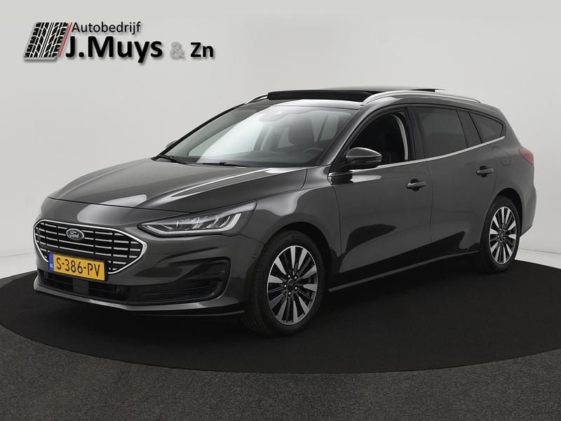 Grijs Gebruikt 2023 Ford Focus Titanium X Stationwagen | € 21.435 (Eerlijke prijs) - Afbeelding 1/4