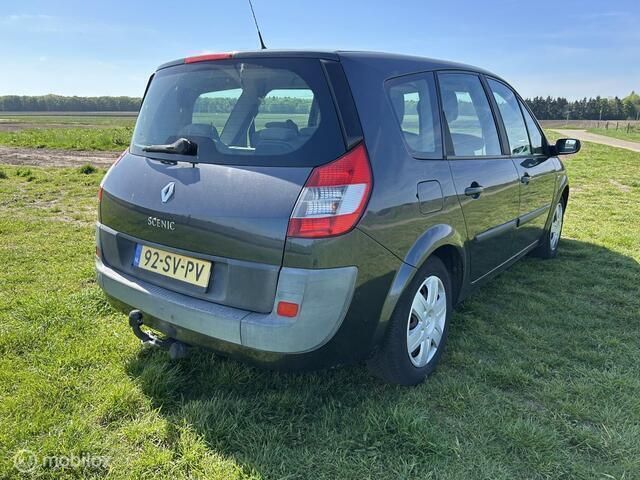 Occasion Renault Grand Scénic II Dynamique 135 PK (99 kW) 2006 Grijs MPV