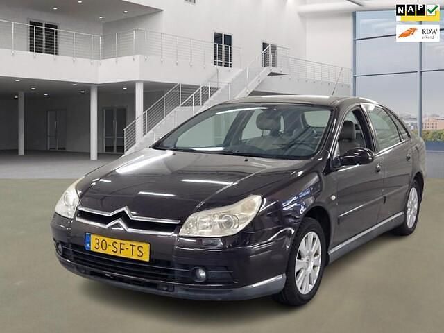 Occasion Citroën C5 Exclusive 140 PK (102 kW) 2005 Rood Hatchback