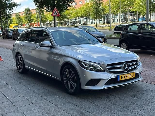 Occasion Mercedes C180 Premium Plus 157 PK (115 kW) 2019 Grijs Stationwagen