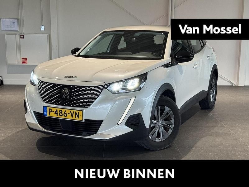 Wit Occasion 2022 Peugeot e-2008 Active SUV | € 16.440 (Super prijs) - Afbeelding 1/4