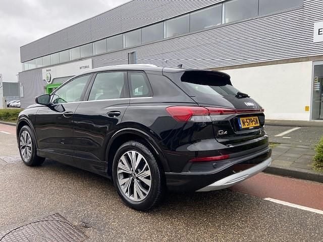 Occasion Audi Q4 e-tron Advanced 150 kW (204 PK) 2021 Zwart SUV