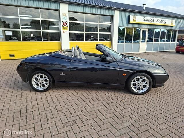 Occasion Alfa Romeo Spider 150 PK (110 kW) 2001 Zwart Cabriolet