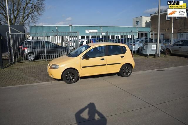 Occasion Chevrolet Kalos 72 PK (52 kW) 2008 Geel Hatchback