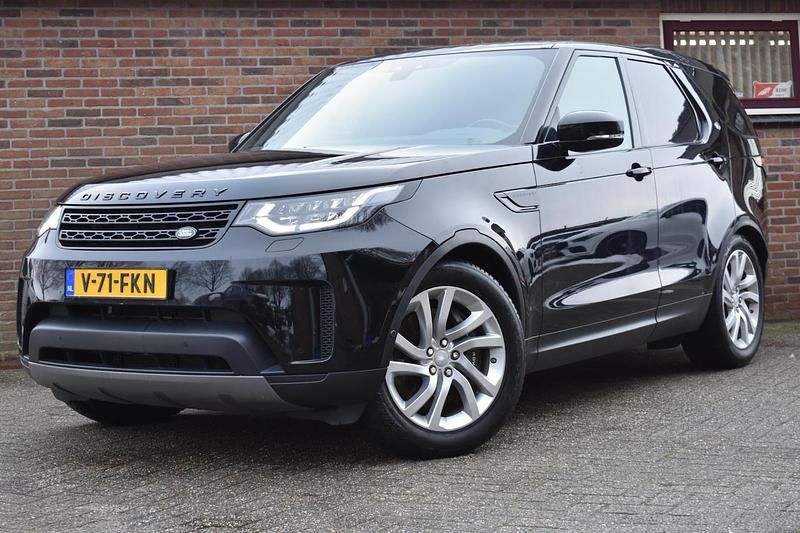 Zwart (metallic) Occasion 2019 Land Rover Discovery 5 SE SUV | € 13.949 - Afbeelding 1/4