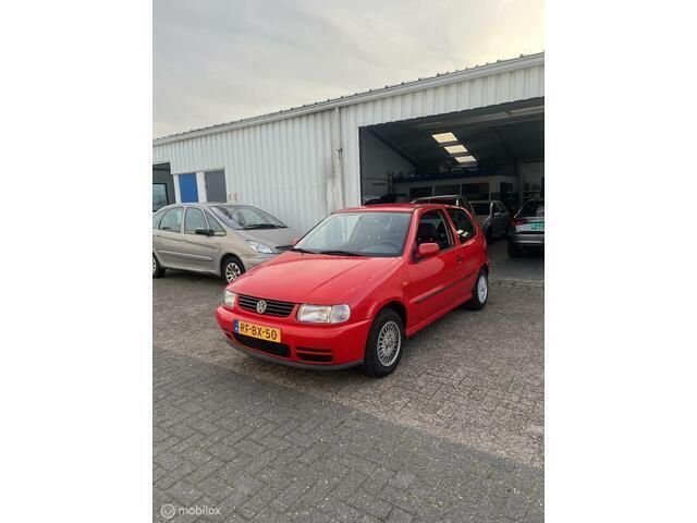 Occasion VW Polo 75 PK (55 kW) 1997 Rood Hatchback
