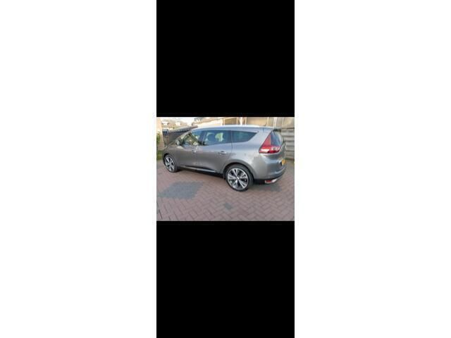 Occasion Renault Grand Scénic IV Intens 140 PK (102 kW) 2018 Grijs MPV