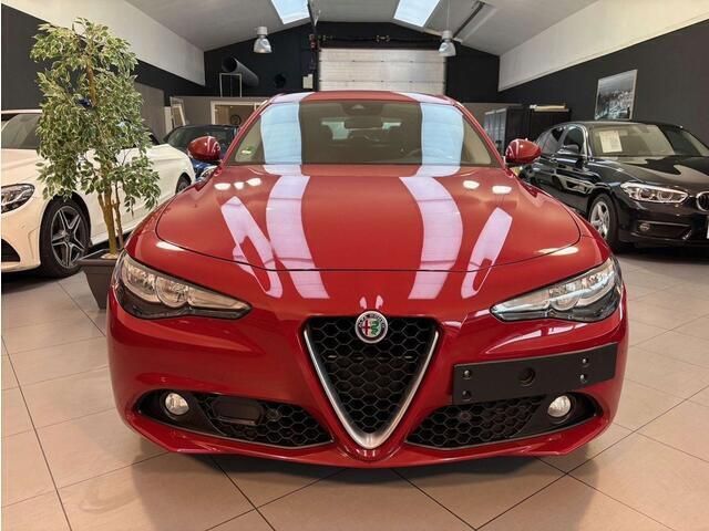 Occasion Alfa Romeo Giulia Super 2016 Rood Sedan