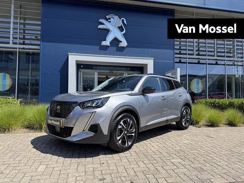 Grijs Gebruikt 2022 Peugeot 2008 Allure SUV | € 18.935 (Eerlijke prijs) - Afbeelding 1/3