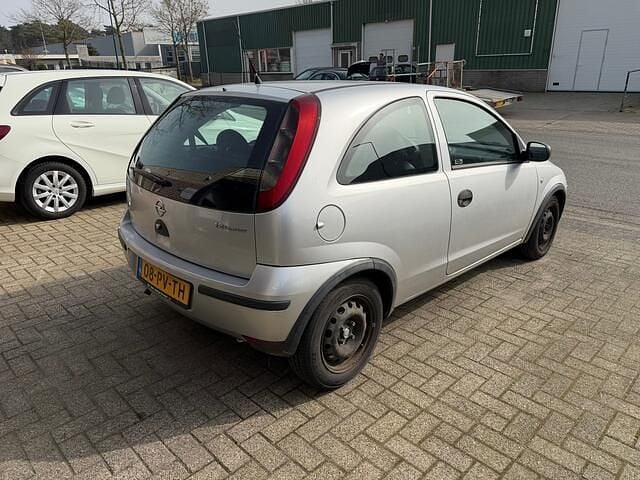 Occasion Opel Corsa 80 PK (58 kW) 2005 Grijs Hatchback