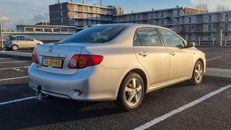 Occasion Toyota Corolla GT 121 PK (88 kW) 2008 Grijs Sedan