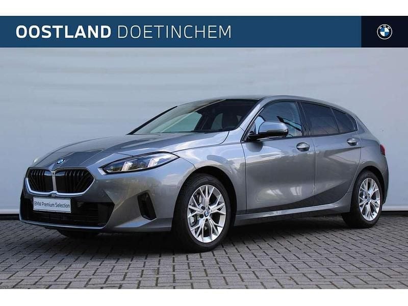 Grijs Gebruikt 2025 BMW 120 Comfort Edition Hatchback | € 40.000 (Super prijs) - Afbeelding 1/3