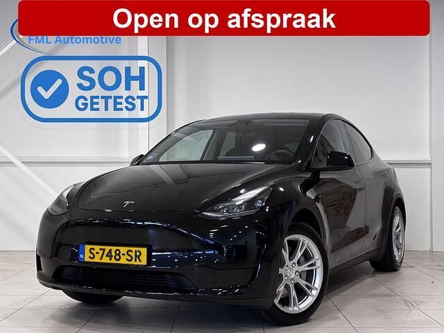 Zwart Gebruikt 2023 Tesla Model Y RWD SUV | € 32.444 (Eerlijke prijs) - Afbeelding 1/4