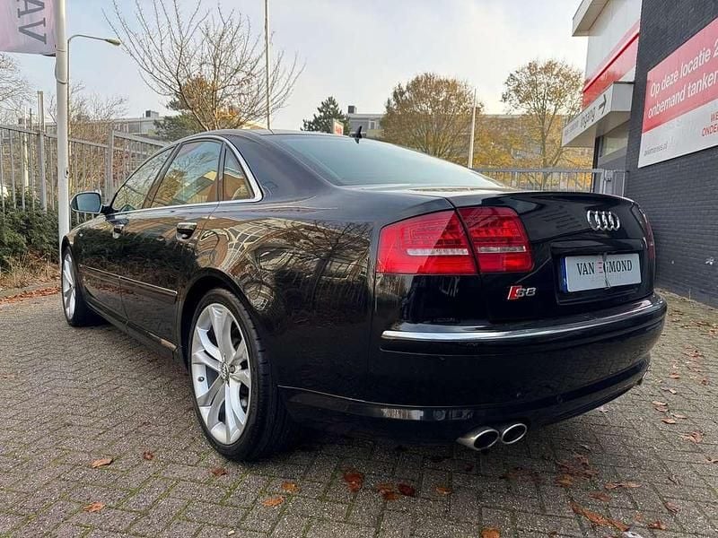 Zwart Gebruikt 2007 Audi A8 Proline Sedan | € 13.950 (Goede deal) - Afbeelding 1/3