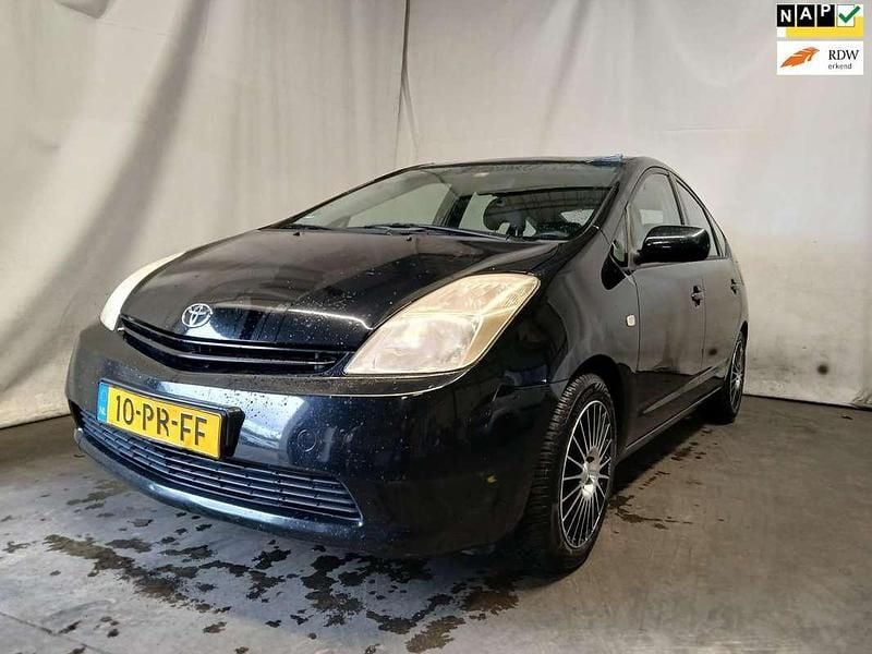 Zwart Gebruikt 2004 Toyota Prius Hatchback | € 1.995 (Goede deal) - Afbeelding 1/4