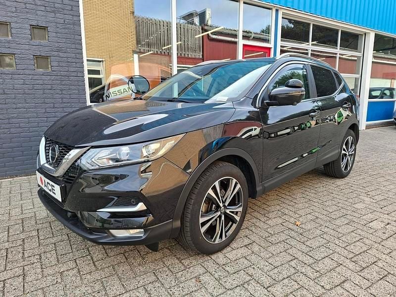 Zwart Gebruikt 2019 Nissan Qashqai N-Connecta SUV | € 22.950 (Eerlijke prijs) - Afbeelding 1/4