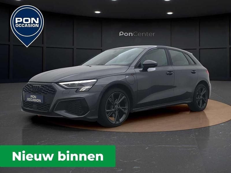 Grijs Gebruikt 2020 Audi A3 Sportback e-tron S-Line Hatchback | € 24.950 (Goede deal) - Afbeelding 1/3