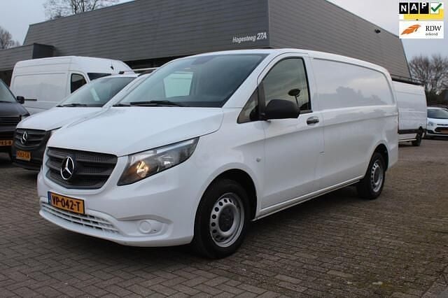Wit Occasion 2015 Mercedes Vito Van | € 9.999 (Eerlijke prijs) - Afbeelding 1/4