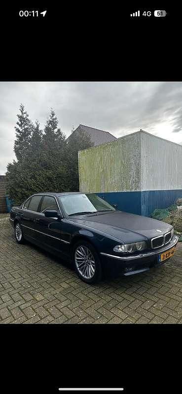 Blauw Gebruikt 2001 BMW 740 Executive Sedan | € 5.000 - Afbeelding 1/4