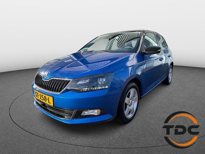 Blauw Occasion 2018 Skoda Fabia Clever Hatchback | € 11.450 (Eerlijke prijs) - Afbeelding 1/4