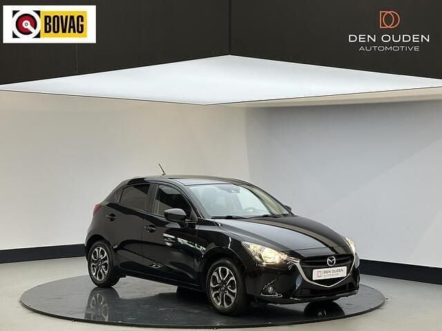 Zwart Gebruikt 2016 Mazda 2 Hatchback | € 12.430 (Eerlijke prijs) - Afbeelding 1/4