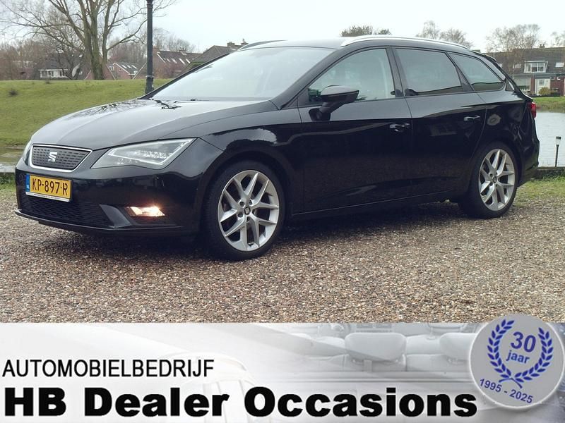 Zwart Gebruikt 2016 Seat Leon CONNECT Stationwagen | € 7.950 (Eerlijke prijs) - Afbeelding 1/4