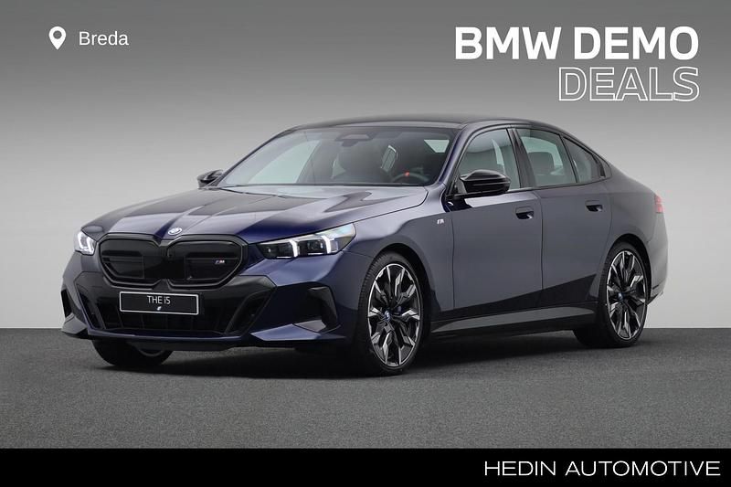 Blauw Gebruikt 2025 BMW i5 M Sport Sedan | € 89.880 (Super prijs) - Afbeelding 1/4