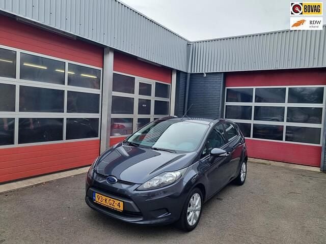 Grijs Gebruikt 2009 Ford Fiesta Limited Hatchback | € 5.500 (Iets duurder) - Afbeelding 1/4