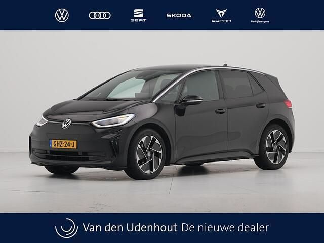 Zwart (metallic) Gebruikt 2024 VW ID.3 Pro Hatchback | € 27.140 (Eerlijke prijs) - Afbeelding 1/4