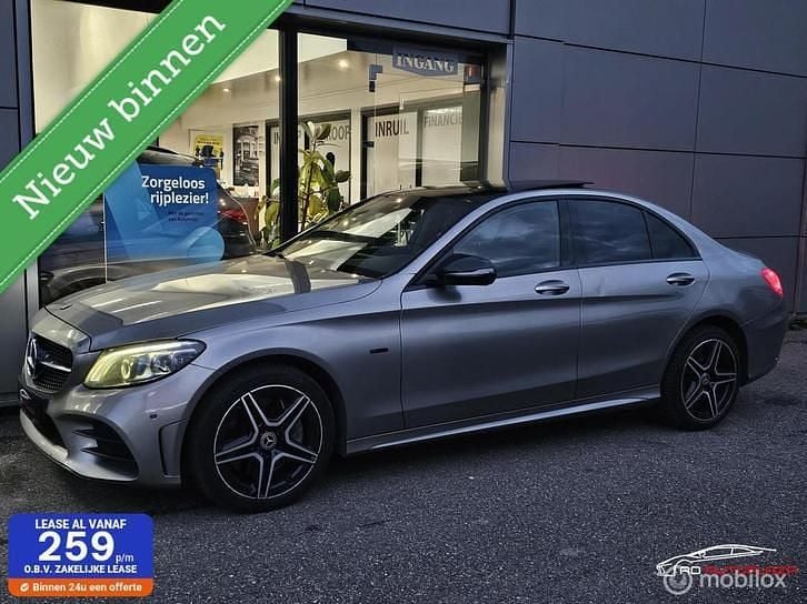 Gebruikt 2020 Mercedes 300 AMG | € 15.995 - Afbeelding 1/1
