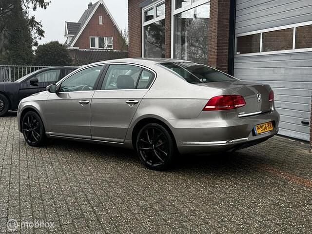 Occasion VW Passat 123 PK (90 kW) 2012 Bruin Sedan