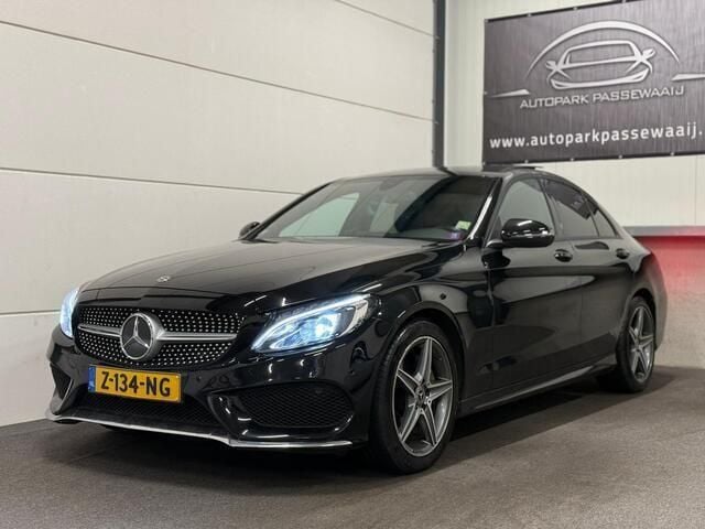 Zwart Gebruikt 2017 Mercedes C180 Business Sedan | € 23.450 (Eerlijke prijs) - Afbeelding 1/4