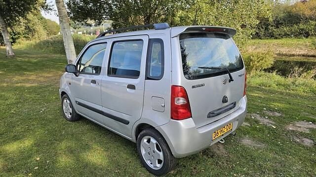 Occasion Suzuki Wagon R 76 PK (55 kW) 2002 Grijs MPV