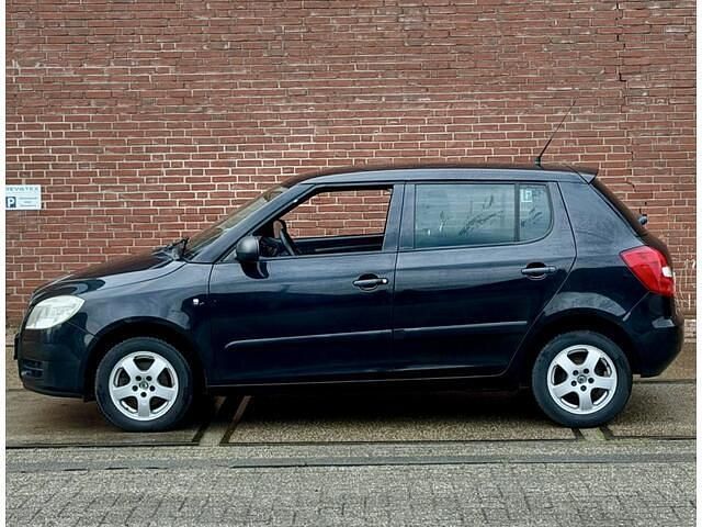 Occasion Skoda Fabia Ambition 69 PK (50 kW) 2009 Zwart Hatchback
