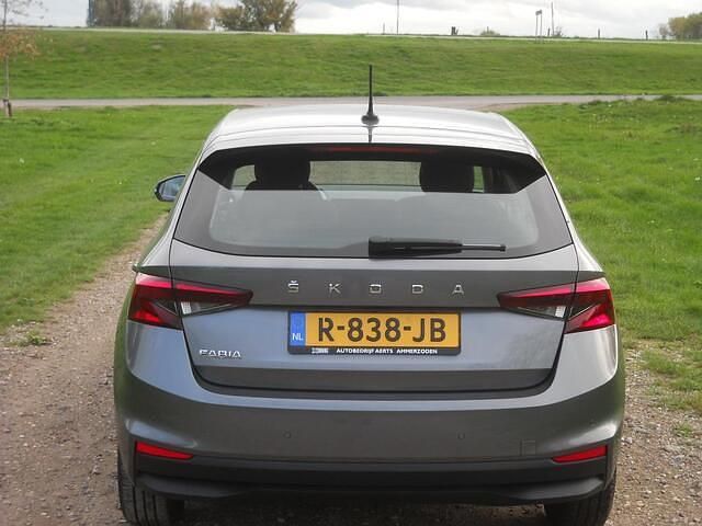 Occasion Skoda Fabia Business Line 95 PK (69 kW) 2022 Grijs Hatchback