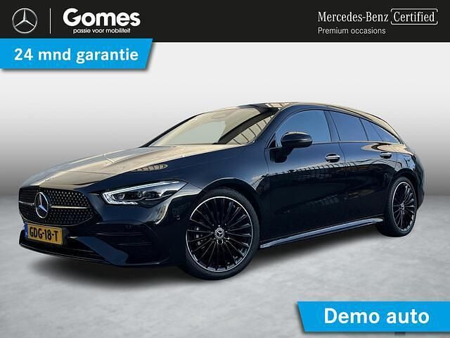 Zwart Occasion 2024 Mercedes CLA180 Shooting Brake AMG Stationwagen | € 42.950 (Eerlijke prijs) - Afbeelding 1/4
