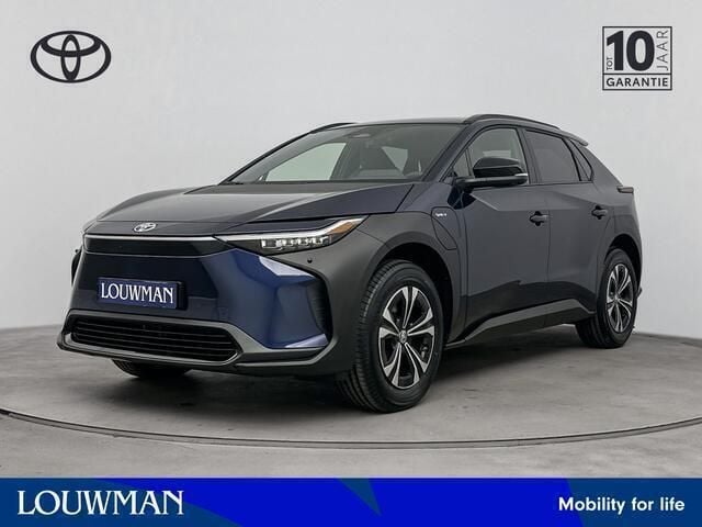 Blauw, metallic lak Nieuw 2025 Toyota bZ4X SUV | € 47.239 (Eerlijke prijs) - Afbeelding 1/4