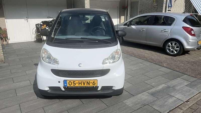 Zwart Gebruikt 2009 Smart ForTwo Coupé Pure Coupé | € 2.500 (Super prijs) - Afbeelding 1/4
