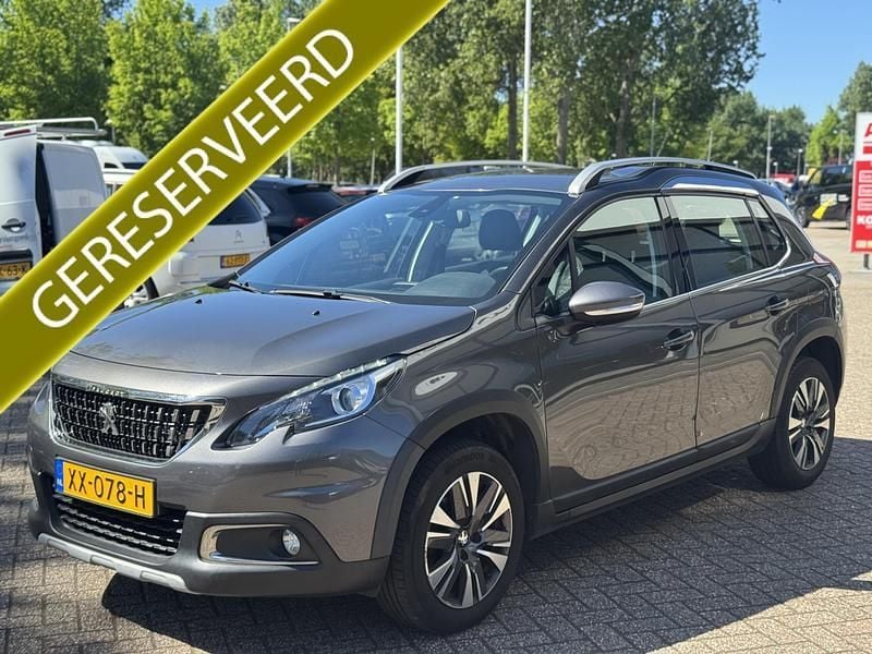 Grijs Gebruikt 2019 Peugeot 2008 Allure SUV | € 13.745 (Eerlijke prijs) - Afbeelding 1/4