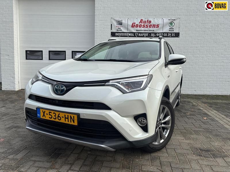 Wit Gebruikt 2017 Toyota RAV4 Hybrid Executive SUV | € 24.995 (Goede deal) - Afbeelding 1/4