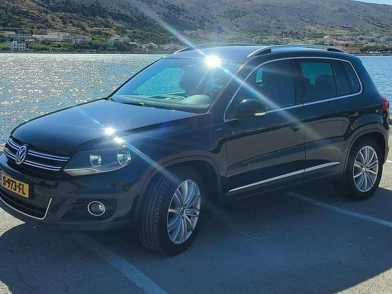 Zwart Occasion 2016 VW Tiguan LOUNGE SUV | € 11.000 (Super prijs) - Afbeelding 1/4
