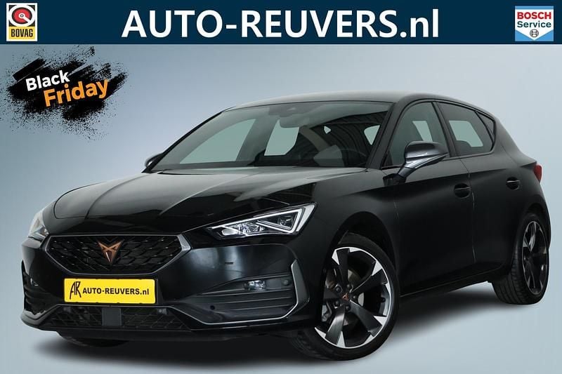 Zwart Gebruikt 2023 Cupra Leon Hatchback | € 27.900 (Eerlijke prijs) - Afbeelding 1/4