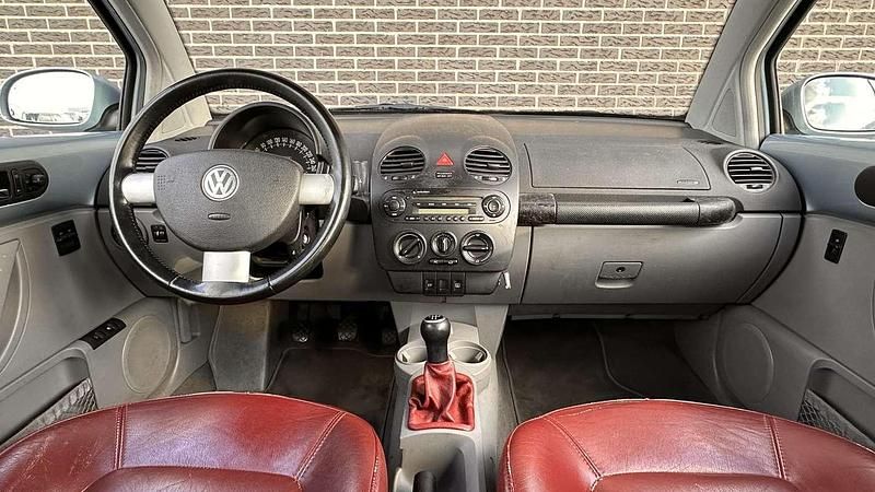 Occasion VW New Beetle Highline 150 PK (110 kW) 2005 Blauw Hatchback