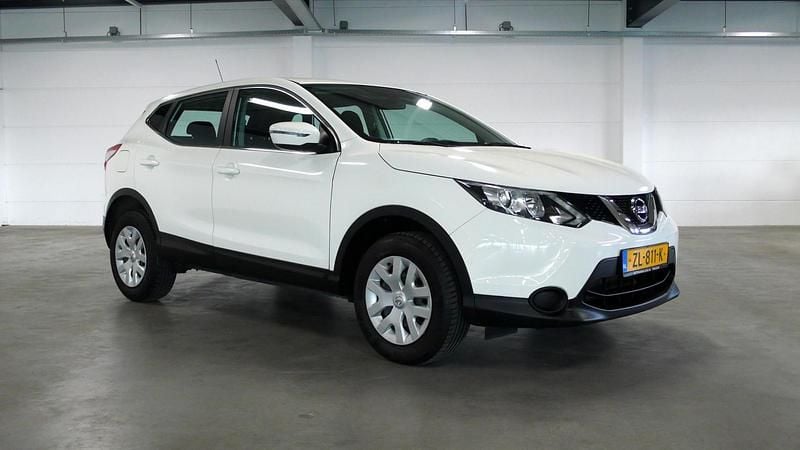 Wit Gebruikt 2016 Nissan Qashqai Visia SUV | € 12.950 (Eerlijke prijs) - Afbeelding 1/4