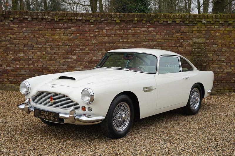 Gebruikt 1961 Aston Martin DB4 | € 429.500 - Afbeelding 1/1