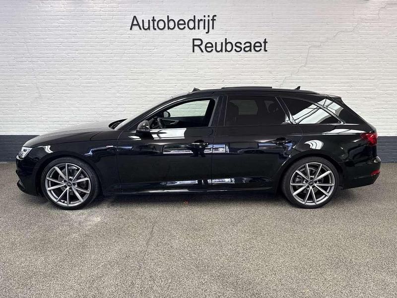 Occasion Audi A4 Black Edition 190 PK (139 kW) 2018 Zwart, metallic lak Stationwagen