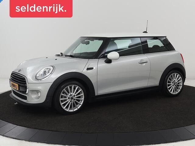 Wit Gebruikt 2018 Mini Cooper Chili Hatchback | € 16.900 (Goede deal) - Afbeelding 1/4