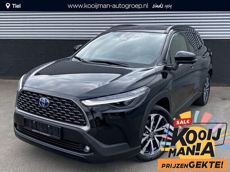 Zwart Gebruikt 2024 Toyota Corolla Cross Edition SUV | € 39.900 (Iets duurder) - Afbeelding 1/4