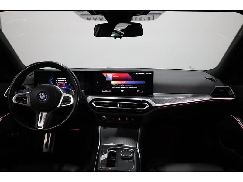 Occasion BMW 330 184 PK (135 kW) 2023 Zwart Stationwagen